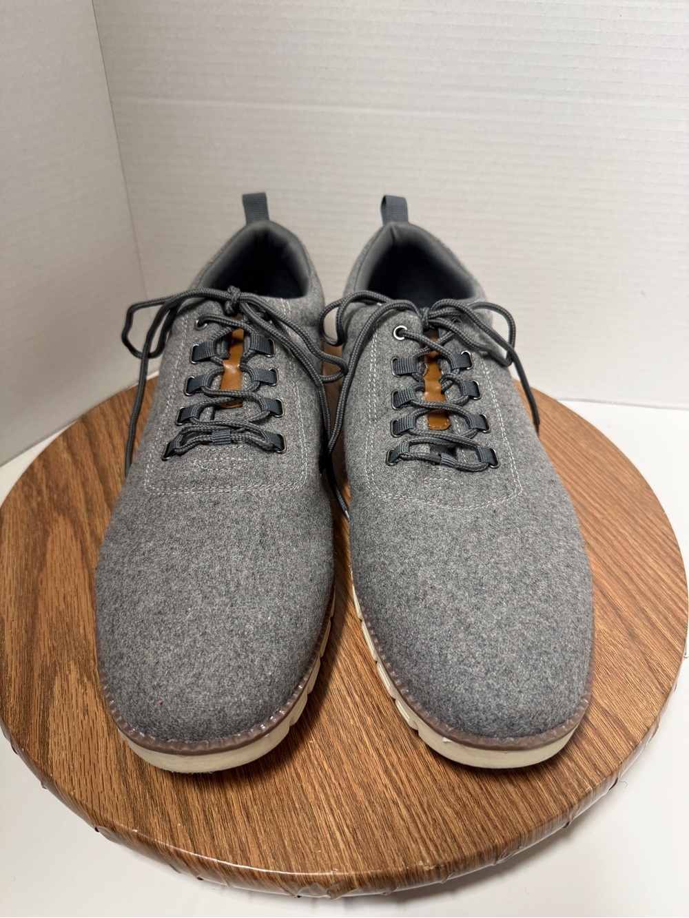 Deer Stags w Memory Foam Mens Grey Lace Up Status Comfort Fashion Sneaker 16M